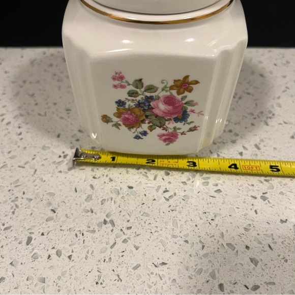 Vintage 1960s SADLER Cabbage Roses Ginger Tea Container. England Caddy Box - Picture 11 of 11